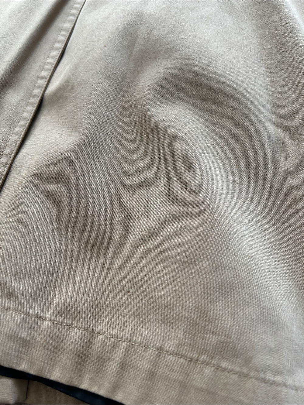 Women’s Size 10 Vintage London Fog Beige/Tan Classic Trench Coat with Belt - Picture 15 of 16